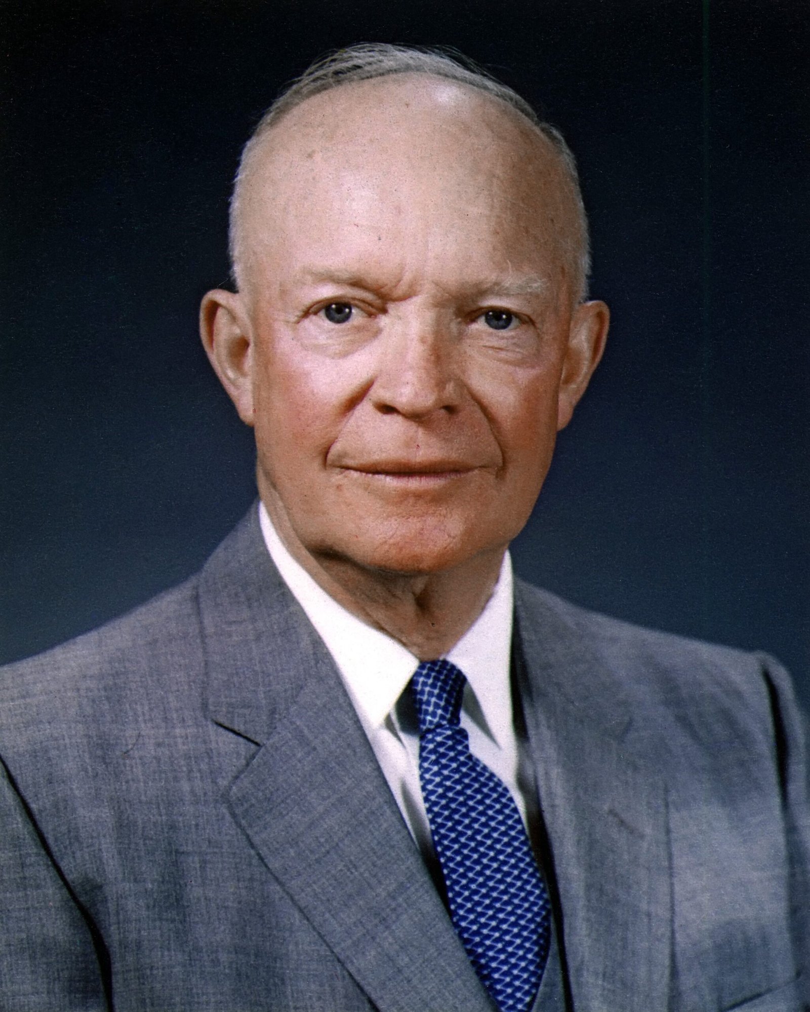 Official photo portrait of President Dwight D. Eisenhower