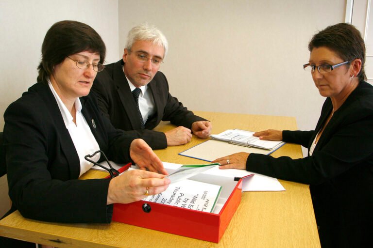 How Do You Actually Give Effective Feedback?