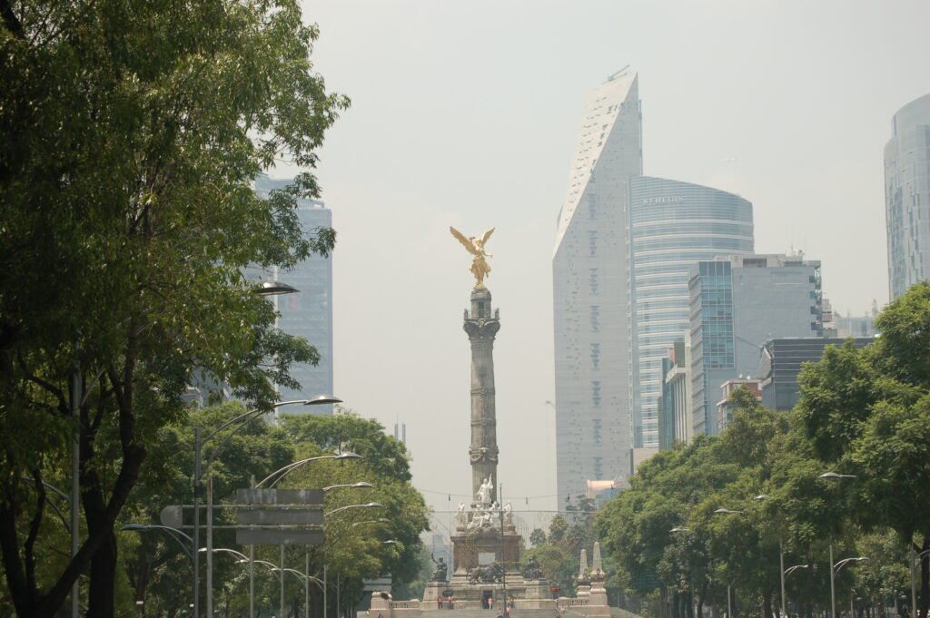 The Angel of Independence, a gilded monument on Paseo de la Reforma in Mexico City